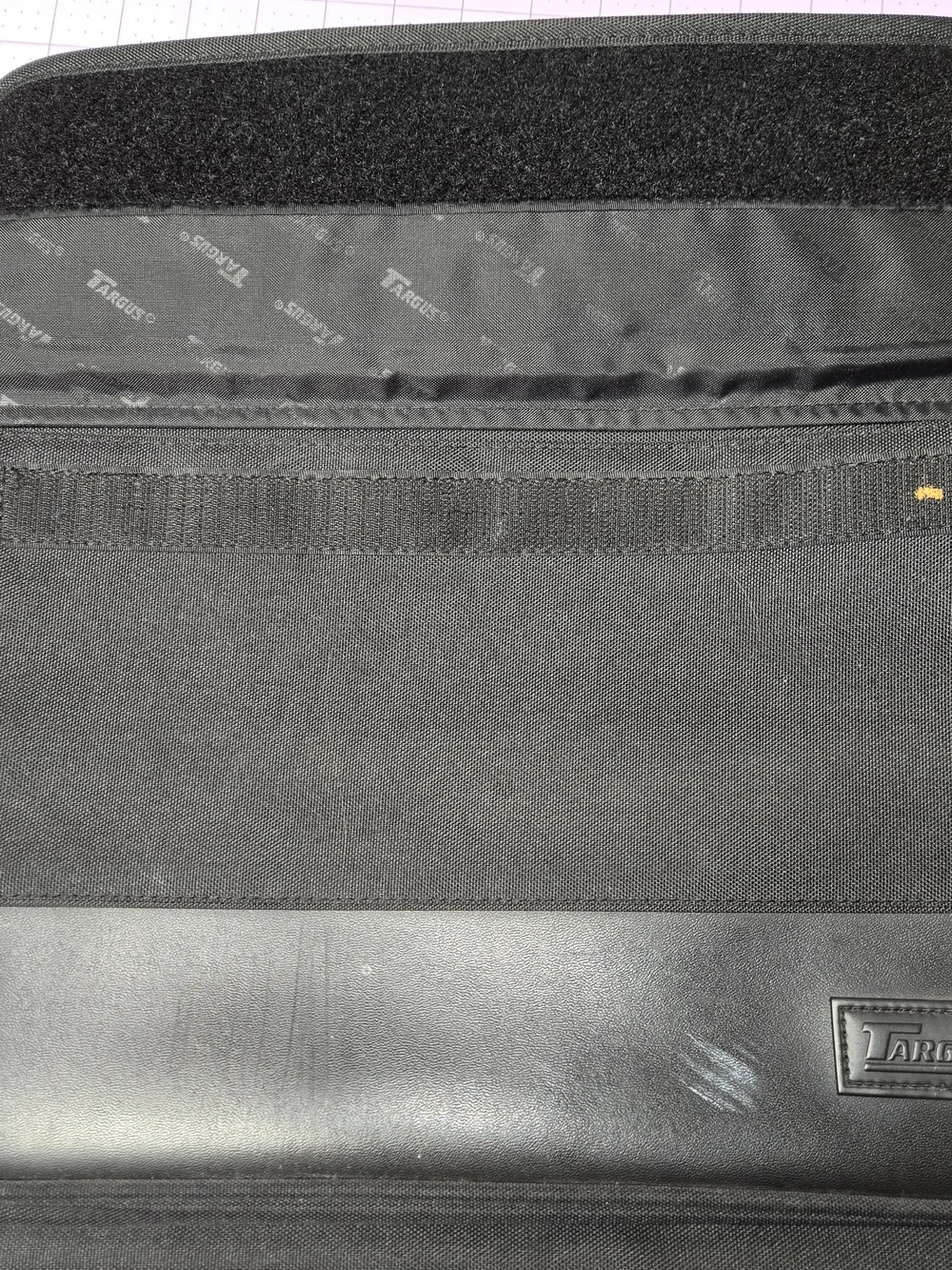 Targus Black Padded Laptop Briefcase Shoulder Bag Organizer Case
